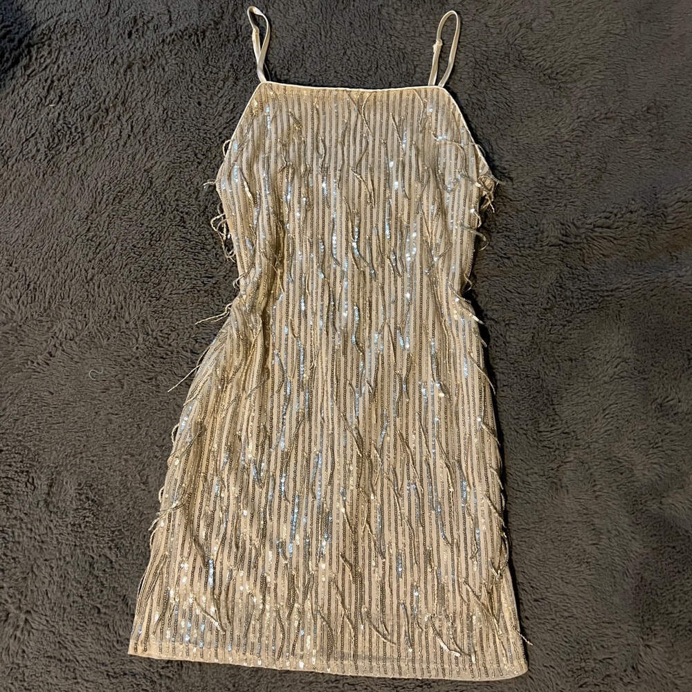 Trixxi Women’s Gold Sequin Dress Medium